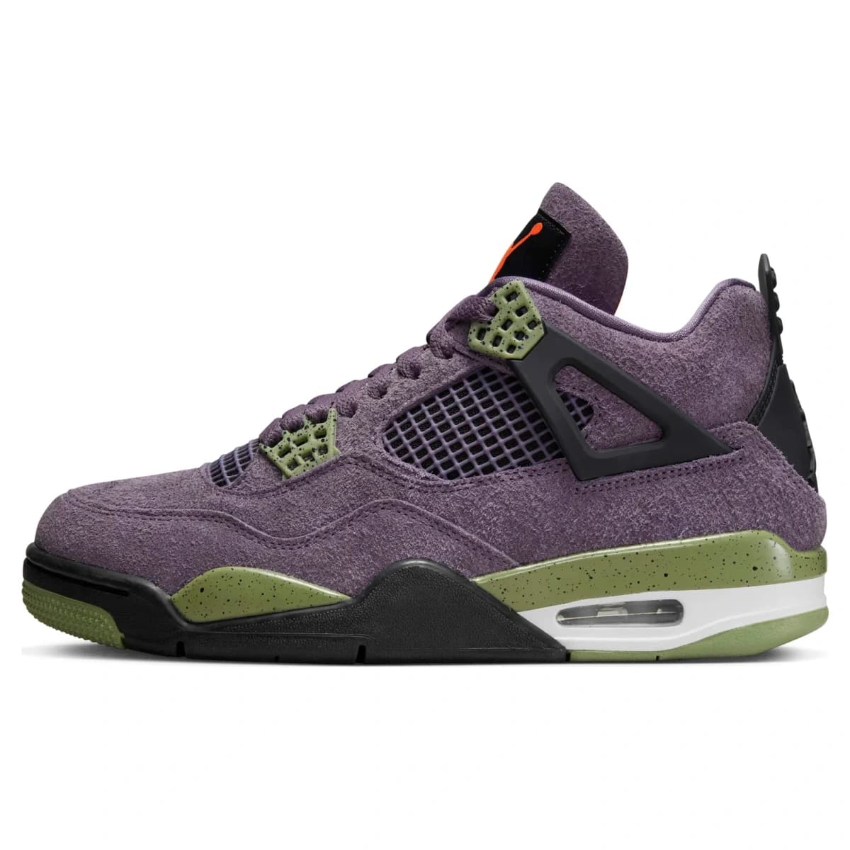 Air Jordan 4 Canyon. Vista 1 del modelo. Imagen de catálogo del producto.