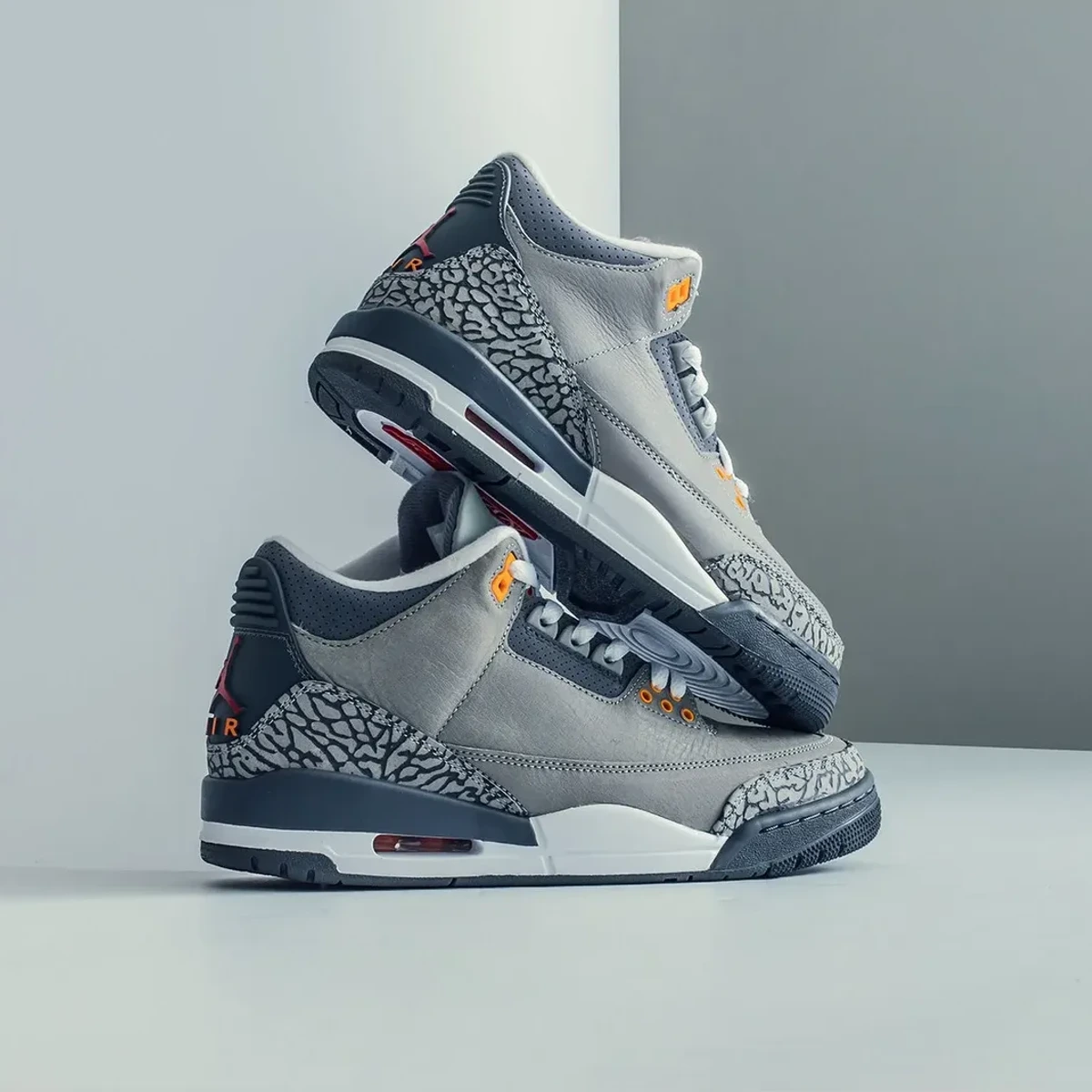 Air Jordan 3 Cool Gray